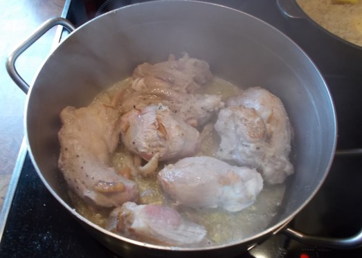 So soll das Fleisch aussehen, bevor das Gemüse dazu darf.