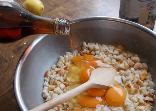 ... Eiern, etwas Rum ...