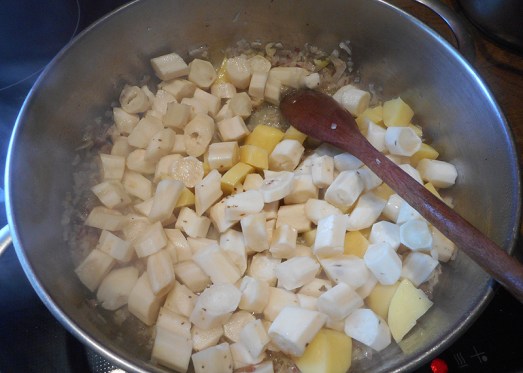 schwarzwurzelcremesuppe_4